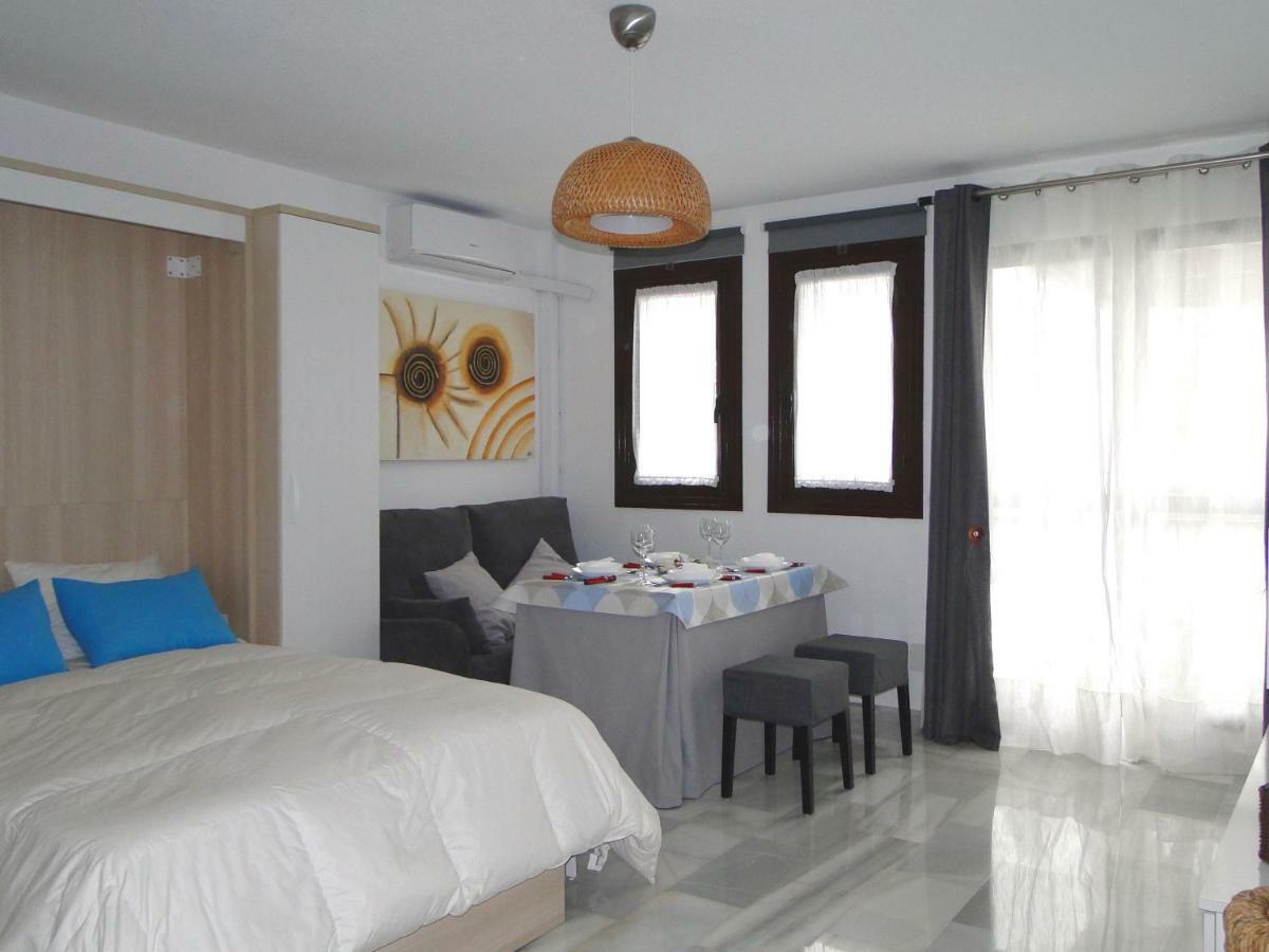 Pueblo Blanco Apartment Benalmadena Ngoại thất bức ảnh