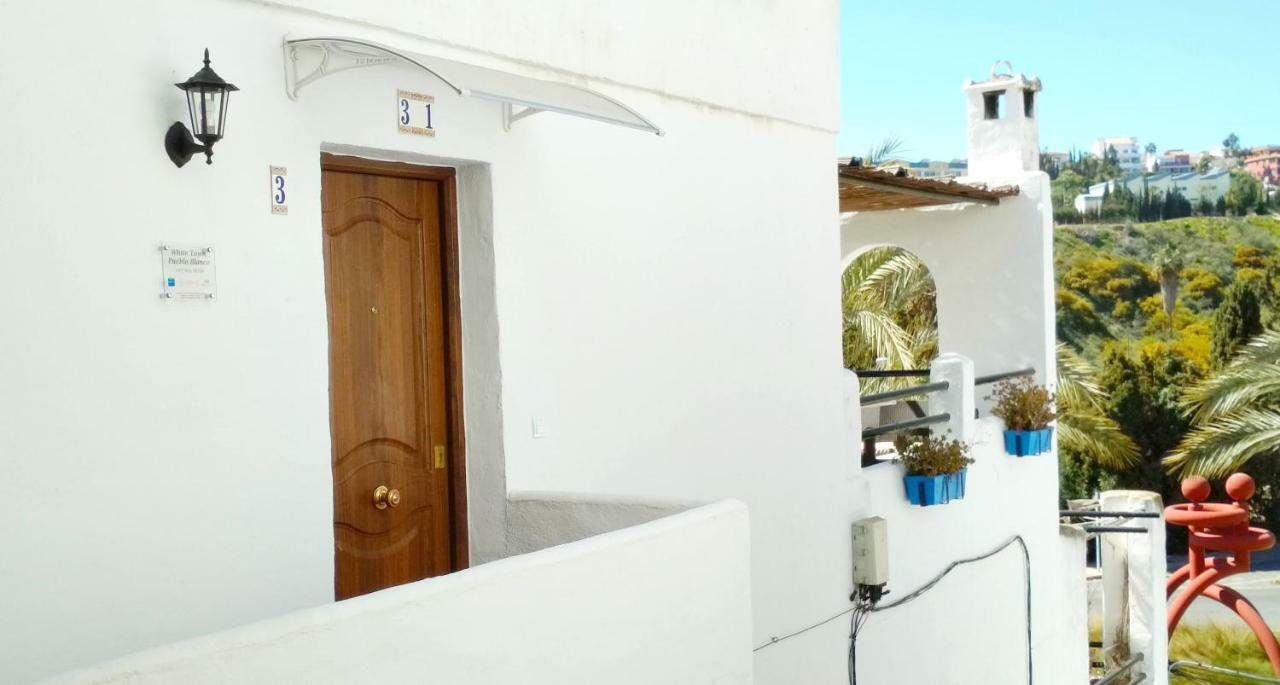 Pueblo Blanco Apartment Benalmadena Ngoại thất bức ảnh